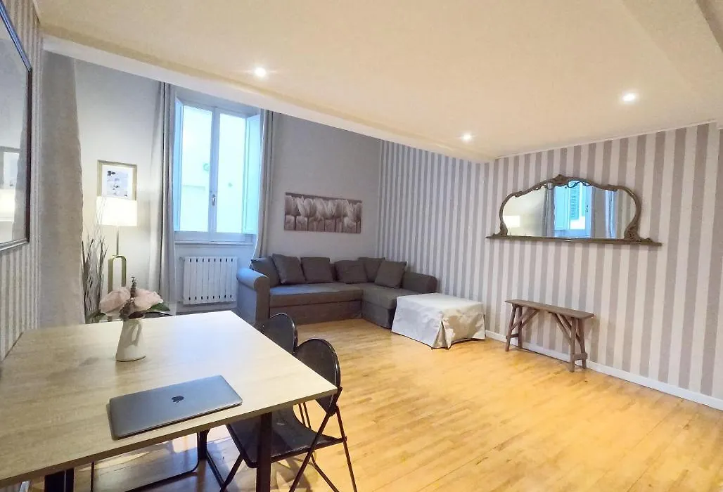 Navona Gold Apartment-1