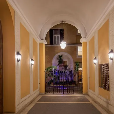 Navona Gold Apartment-3