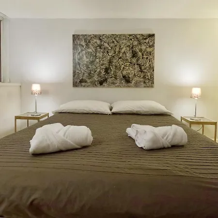 Navona Gold Apartment-2